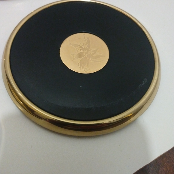 Classic Executives Golden Golf Coasters & Par Mug - Picture 7 of 15